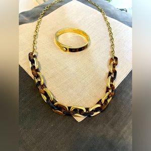 Michael Kors Tortoise Chainlink Necklace & Matching Bracelet